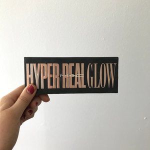Mac Hyper Real Glow Highlight Palette